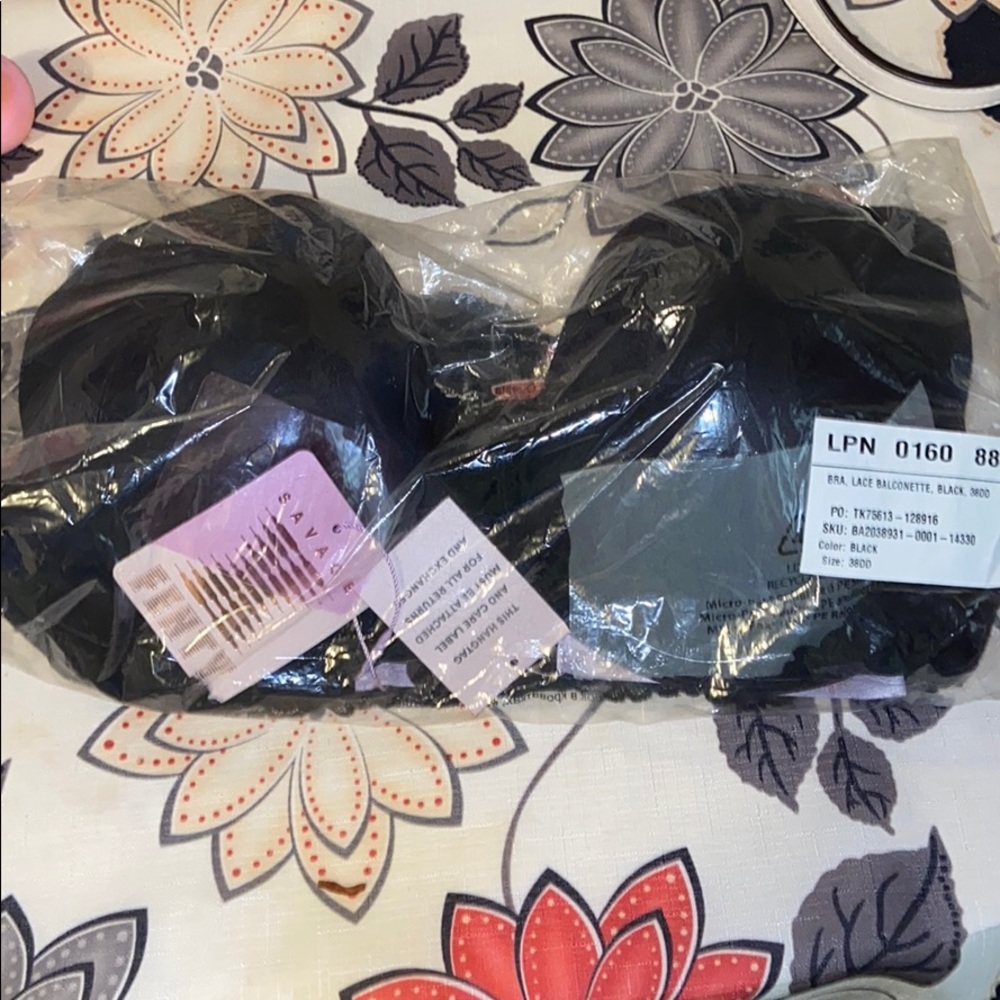 Savage X Fenty, Size 38DD